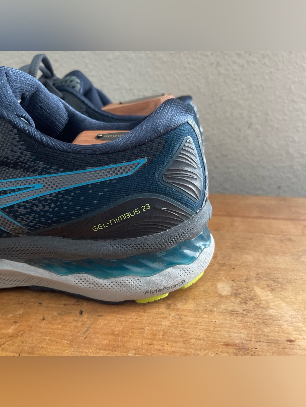 Asics Gel-Nimbus 23 Running Shoes Grey Blue Mens Size 8.5 1011B005 Sneakers - Picture 11 of 13